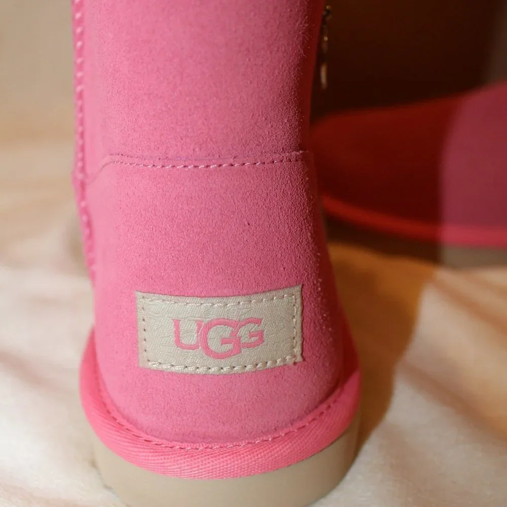 NIB UGG YOUTH 4 5 6 WOMEN'S 6 7 8 WATER RESISTANT‎ BAILEY ZIP SHORT SUEDE BOOTS